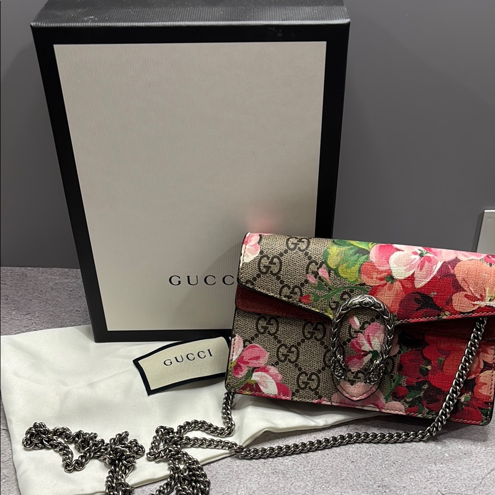 Gucci GG Supreme Monogram Mini Dionysus BLOOM Canvas/suede Shoulder/crossbody/